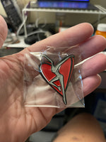 Dmb heart pin